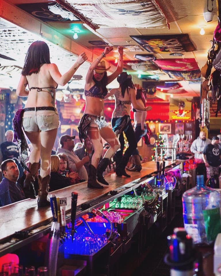 Hogs and Heifers Las Vegas Saloon