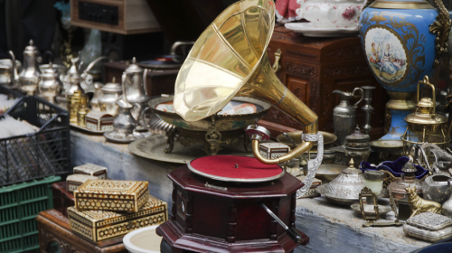 5 Places to Go in Las Vegas if You Love Antiques